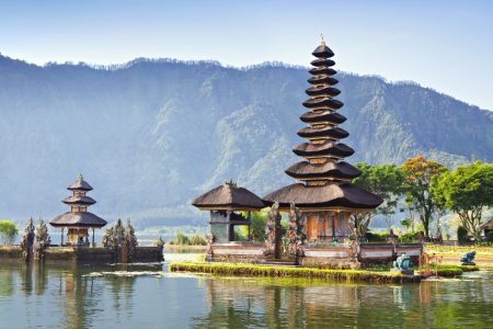 Spiritual Bali Journey: Ulun Danu Temple, Taman Ayun  Temple & Tanah Lot Temple Explore