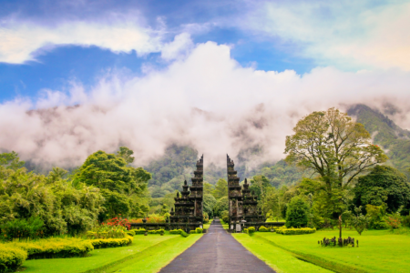 North Bali Bliss: Ulun Danu Temple, Handara Gate & Leke Leke Waterfall